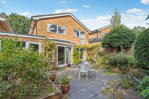 4 bedroom detached house for sale, Chiltern Gardens, Leighton Buzzard, Bedfordshire