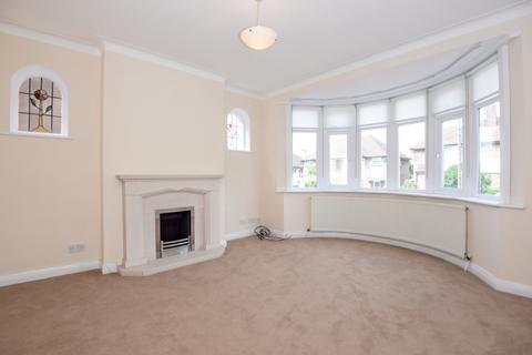 3 bedroom house to rent, Friars Walk Southgate N14