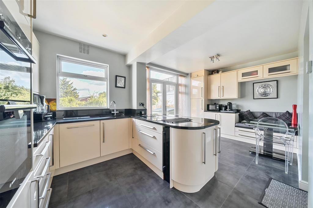 Hillside Gardens, Edgware 5 bed semidetached house for sale £950,000