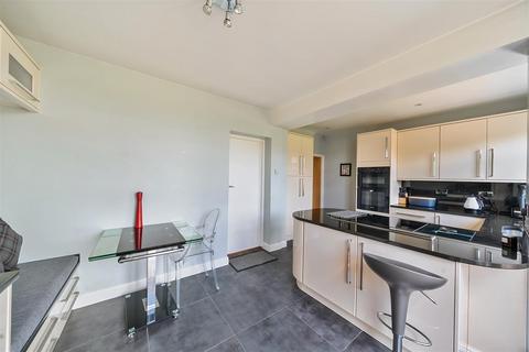 5 bedroom semi-detached house for sale, Hillside Gardens, Edgware