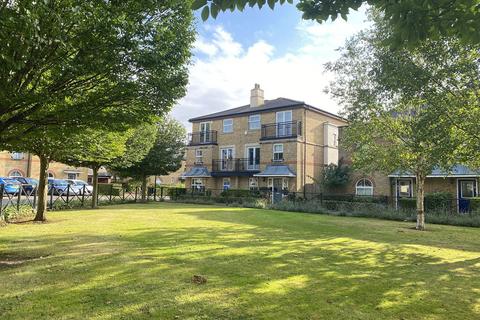 52 Alexander Crescent, Caterham, CR3 5ZG