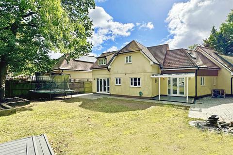 5 bedroom detached house for sale, Off London Road, Great Notley, Braintree