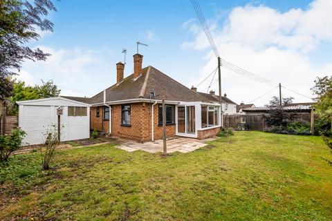 2 bedroom bungalow for sale, Blacksmiths Lane, South Littleton, Evesham