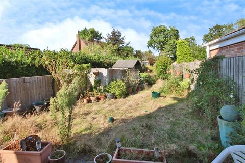 3 bedroom semi-detached house for sale, Heath Road, Locks Heath, Southampton