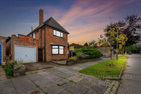 3 bedroom detached house for sale, Lodge Farm Road, Leicester LE5