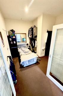 1 bedroom property for sale, London Road, Westcliff-On-Sea