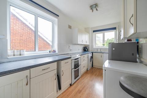 2 bedroom maisonette for sale, Carrington Road, High Wycombe