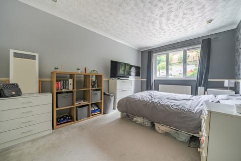 2 bedroom maisonette for sale, Carrington Road, High Wycombe