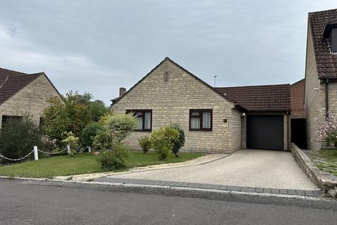 2 bedroom bungalow for sale, Sydney Place, Gillingham