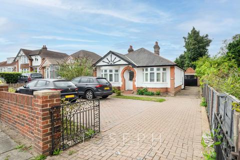 3 bedroom detached bungalow for sale, Felixstowe Road, Ipswich, IP3