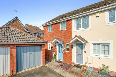 2 bedroom end of terrace house for sale, Devonport Close, Brockhill, Redditch B97 6TQ