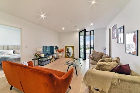 undefined, Pinnacle House, Royal Wharf, E16
