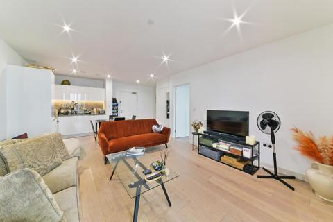 undefined, Pinnacle House, Royal Wharf, E16