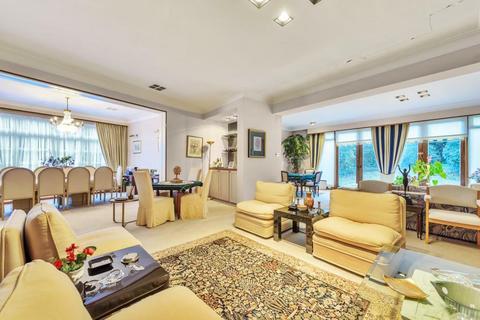 6 bedroom house for sale, Winnington Close, London N2