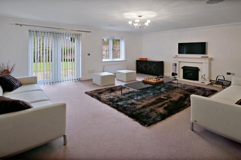 4 bedroom detached house for sale, Rufwood, Crawley Down, RH10