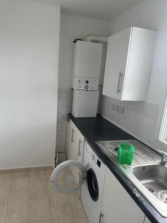 Terraced house to rent, Hither Green Lane, London, SE13