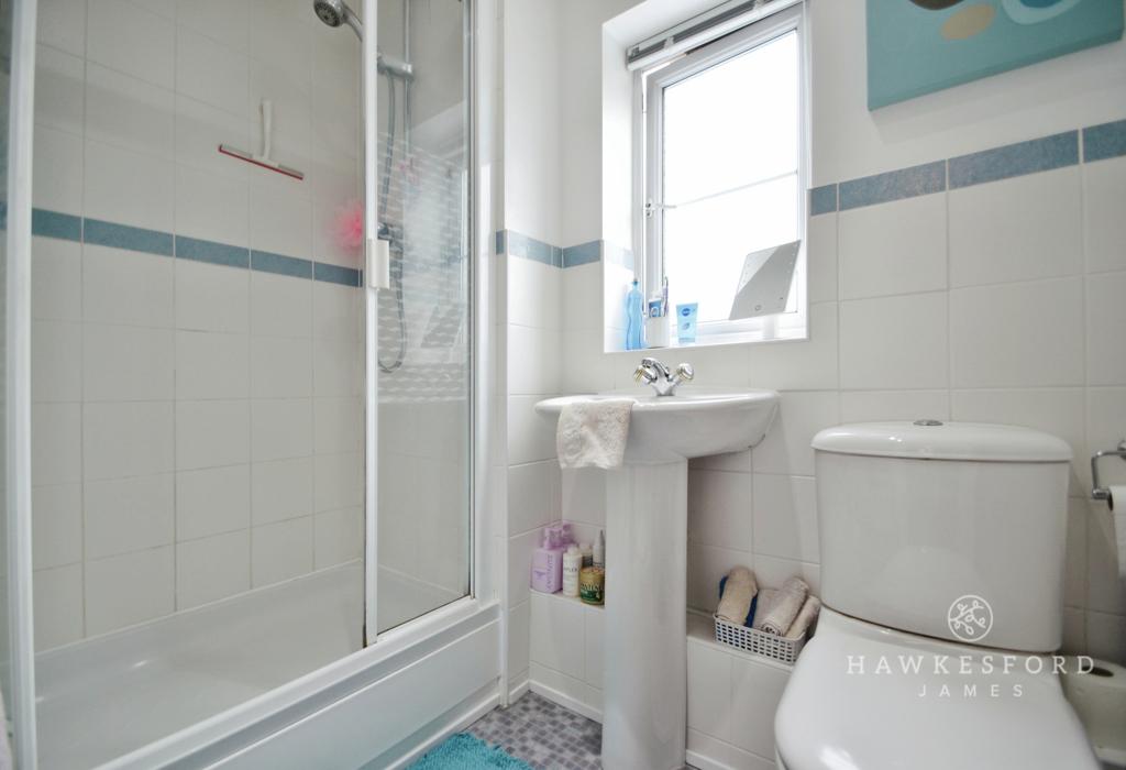 Wigeon Road, Iwade, Sittingbourne   En suite