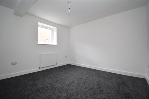 1 bedroom flat to rent, 29 Dale Street, Ossett WF5