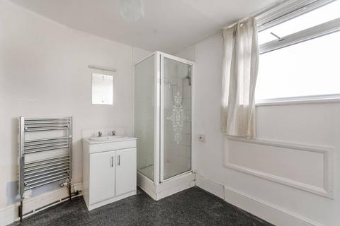 4 bedroom terraced house for sale, Horn Lane, Acton, London, W3