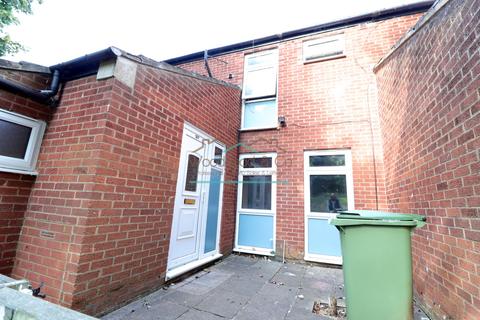 3 bedroom end of terrace house to rent, Fulmar Lane, Wellingborough, Northamptonshire