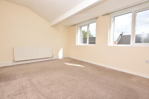 3 bedroom maisonette to rent, West Street, Bristol BS3