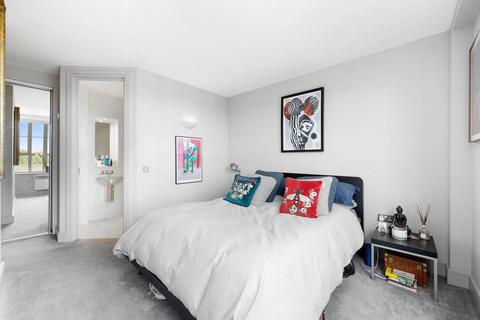 Peckham Grove, Peckham, London, SE15