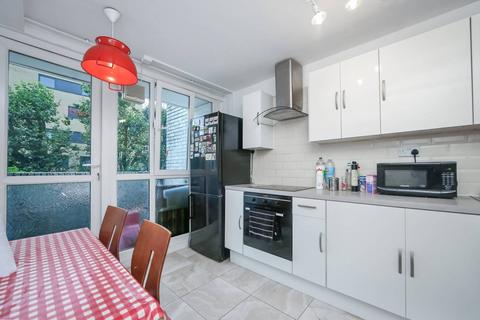 4 bedroom flat to rent, Marylee Way, Kennington, London, SE11