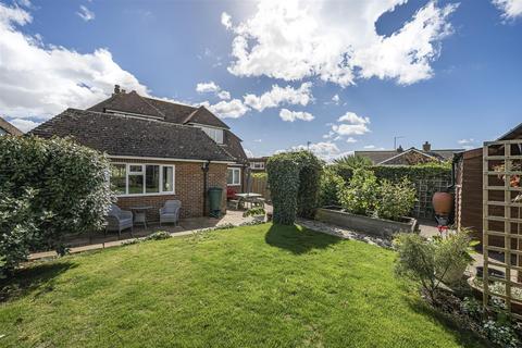 52 Highview Road, Telscombe Cliffs, Peacehaven, BN10 7AS
