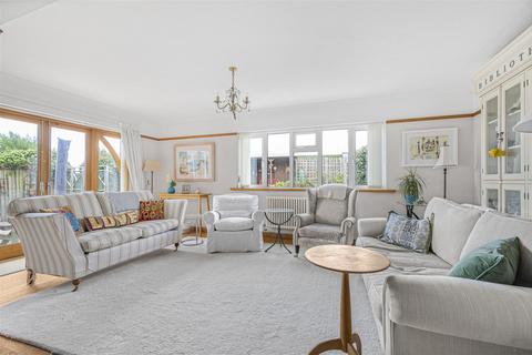52 Highview Road, Telscombe Cliffs, Peacehaven, BN10 7AS