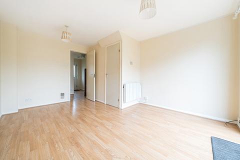 2 Colburn Crescent, Guildford, GU4 7YZ