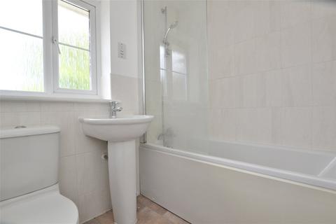 2 bedroom terraced house to rent, Hale Close, Tuffley GL4