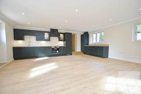 2 bedroom detached house to rent, Norwich Road, Norwich NR9