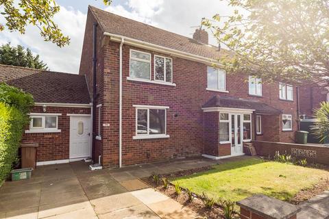 3 bedroom semi-detached house to rent, Morley Road, Scunthorpe