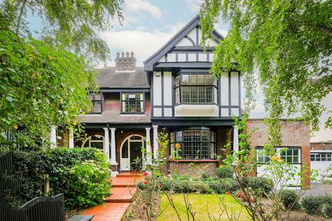 6 bedroom semi-detached house for sale, Blake Hall Crescent, Wanstead