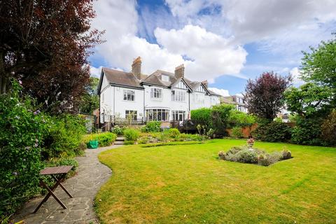 6 bedroom semi-detached house for sale, Blake Hall Crescent, Wanstead