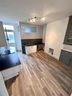 2 bedroom property for sale, London Road, Westcliff-On-Sea