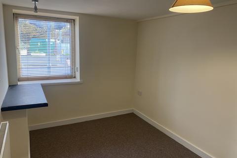 2 bedroom flat to rent, Heol Cennen, Ffairfach, Llandeilo, Carmarthenshire.