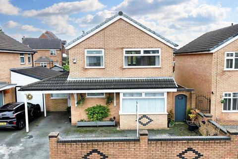 Prescot Road, St. Helens, WA10