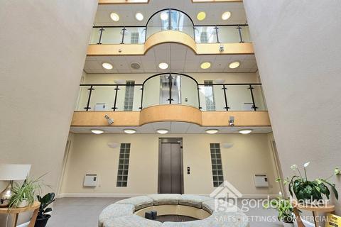 2 bedroom flat to rent, Bournemouth BH1