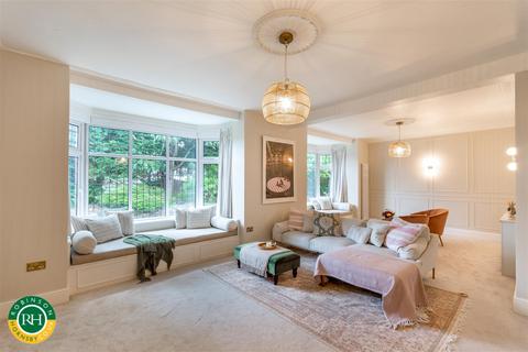 4 bedroom detached bungalow for sale, The Oval, Doncaster