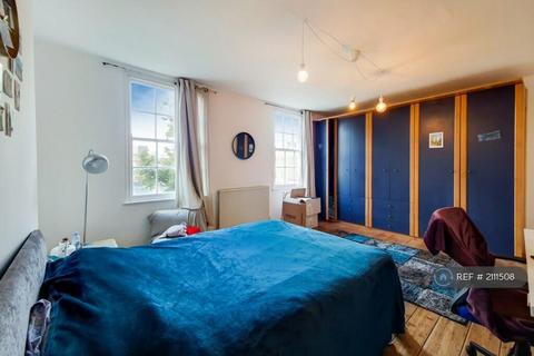 5 bedroom flat to rent, Caledonian Road, Islington, N1