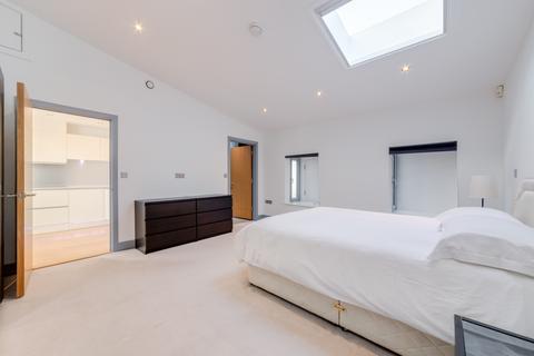 4 bedroom mews for sale, Waterfront Mews, Islington, London