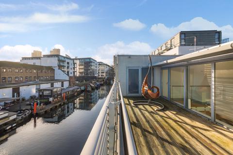 8 Waterfront Mews, London, N1 7FE