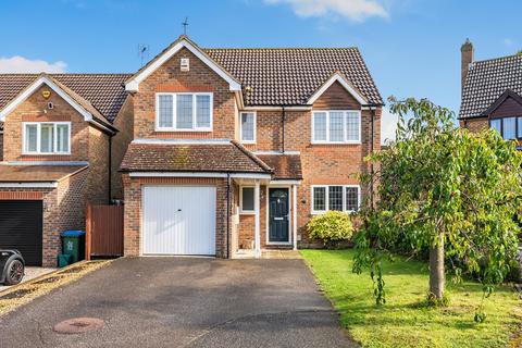 4 bedroom detached house for sale, Bishops Field, Aston Clinton HP22