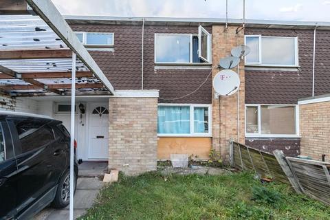 3 bedroom terraced house for sale, Rochester Place,  Aylesbury,  HP19