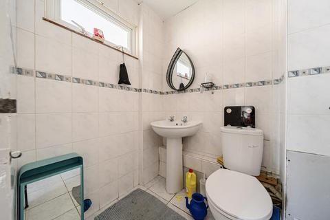 3 bedroom terraced house for sale, Aylesbury,  Buckinghamshire,  HP19