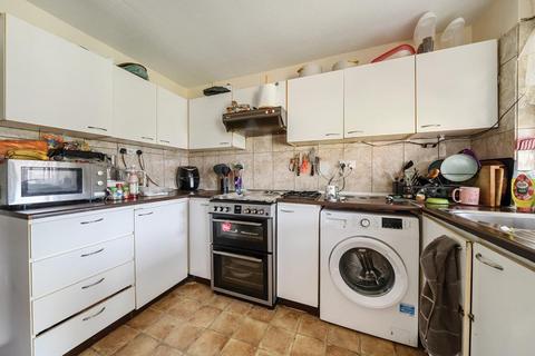 3 bedroom terraced house for sale, Aylesbury,  Buckinghamshire,  HP19