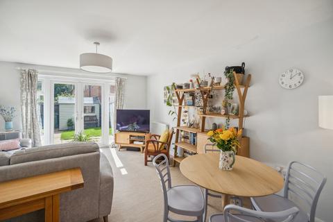 4 Droveway, Chilton, Didcot, OX11 0UB