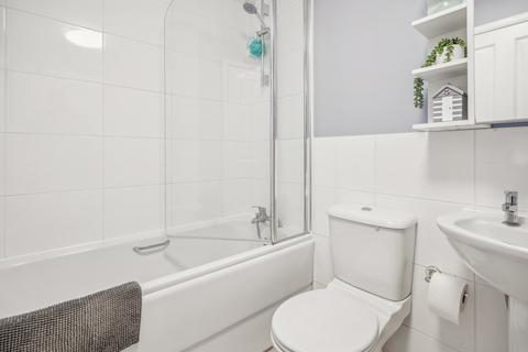 4 Droveway, Chilton, Didcot, OX11 0UB