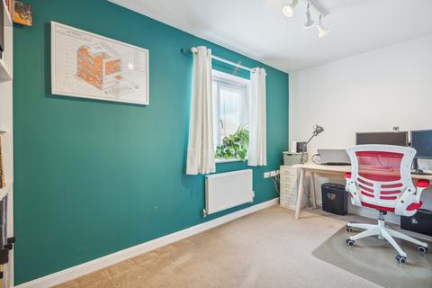 4 Droveway, Chilton, Didcot, OX11 0UB